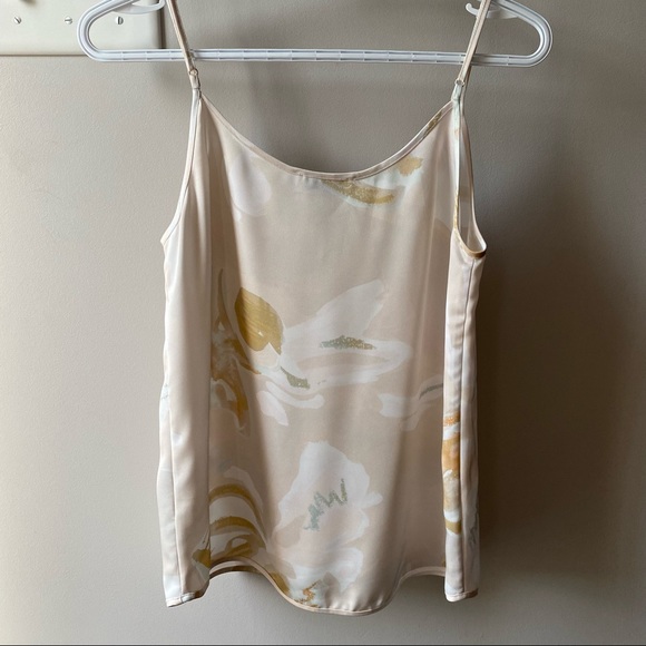 Aritzia Babaton Everly Camisole - Picture 3 of 5